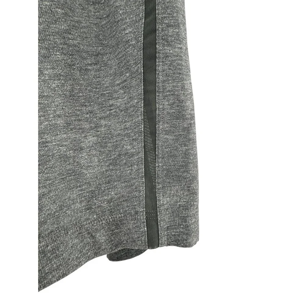 Lululemon Mens Medium Gray Athletic Shorts With‎ Zipper Pockets